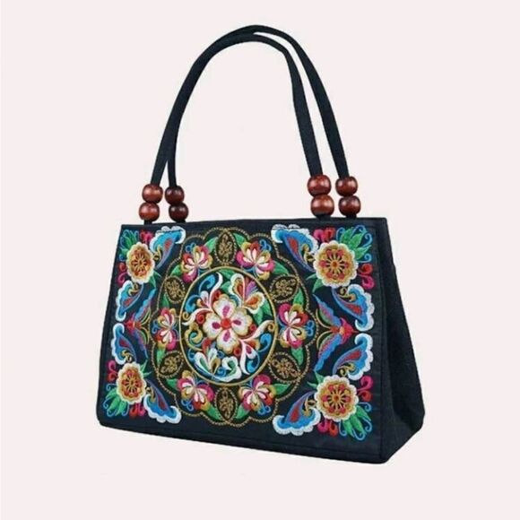 Floral Embroidered Handbag - Picture 8 of 8